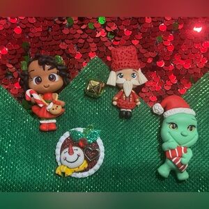 NWOT 4 piece magnet set!